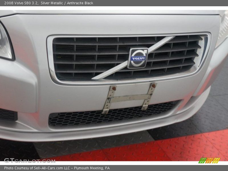Silver Metallic / Anthracite Black 2008 Volvo S80 3.2