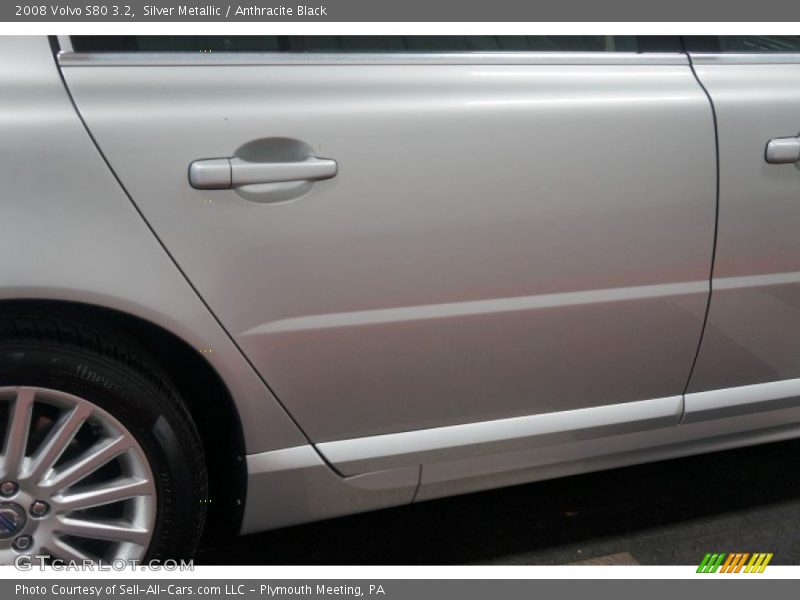 Silver Metallic / Anthracite Black 2008 Volvo S80 3.2