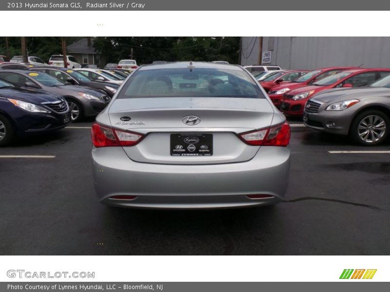 Radiant Silver / Gray 2013 Hyundai Sonata GLS