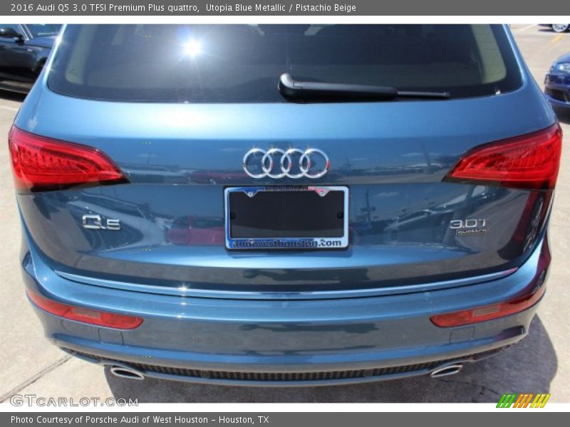 Utopia Blue Metallic / Pistachio Beige 2016 Audi Q5 3.0 TFSI Premium Plus quattro