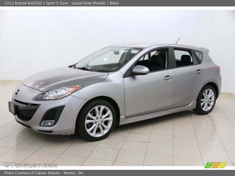 Front 3/4 View of 2011 MAZDA3 s Sport 5 Door