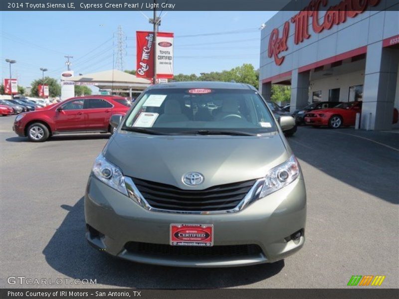 Cypress Green Pearl / Light Gray 2014 Toyota Sienna LE