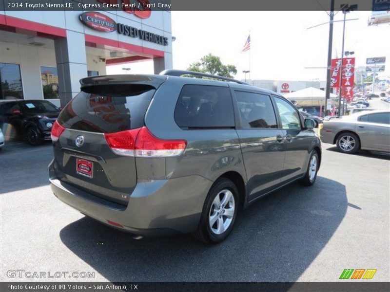 Cypress Green Pearl / Light Gray 2014 Toyota Sienna LE
