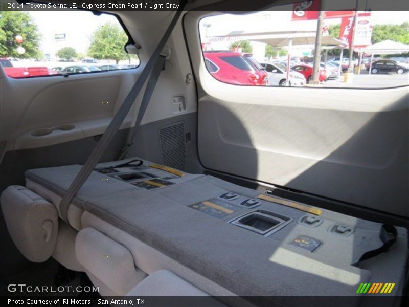Cypress Green Pearl / Light Gray 2014 Toyota Sienna LE