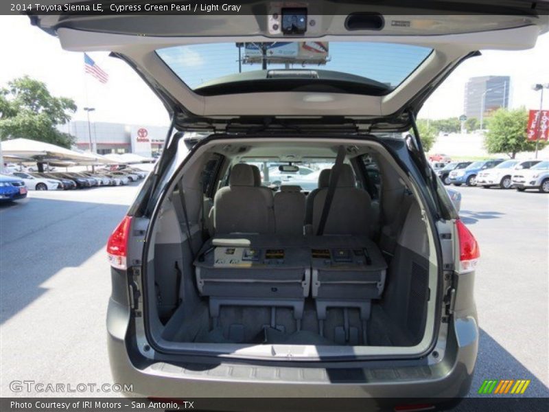 Cypress Green Pearl / Light Gray 2014 Toyota Sienna LE