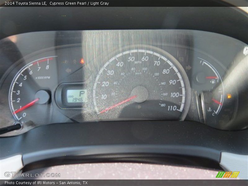 Cypress Green Pearl / Light Gray 2014 Toyota Sienna LE