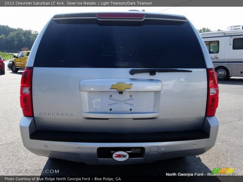 Silver Ice Metallic / Light Titanium/Dark Titanium 2013 Chevrolet Suburban LT 4x4