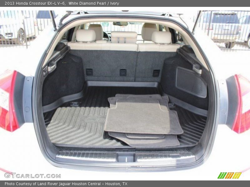 White Diamond Pearl / Ivory 2013 Honda Crosstour EX-L V-6