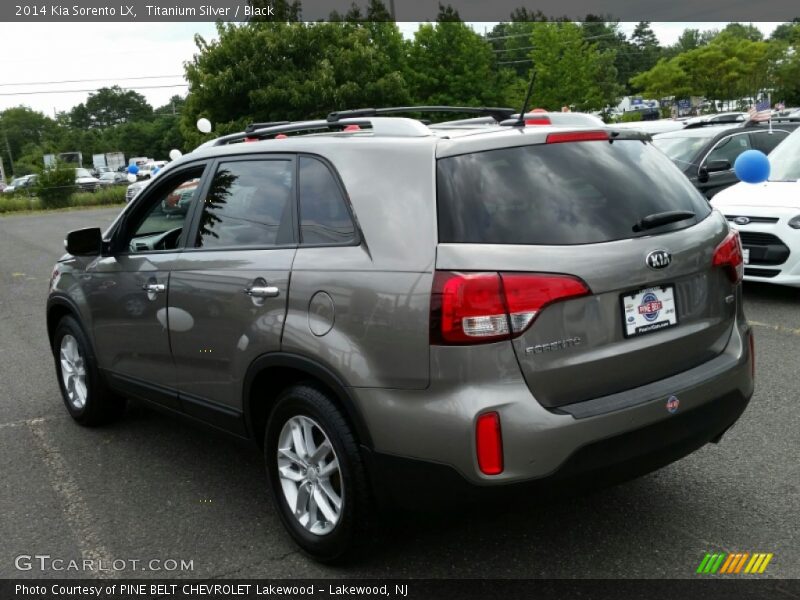 Titanium Silver / Black 2014 Kia Sorento LX