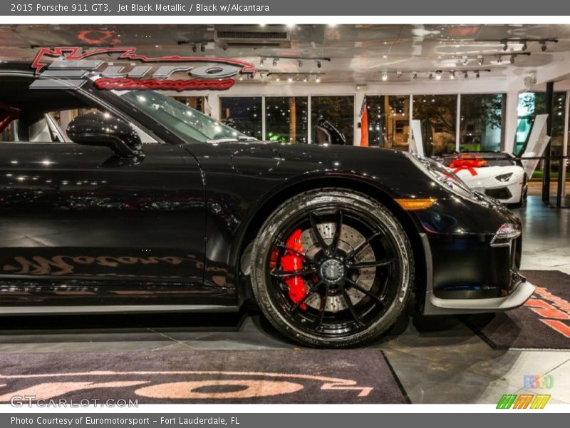 Jet Black Metallic / Black w/Alcantara 2015 Porsche 911 GT3