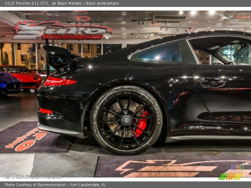 Jet Black Metallic / Black w/Alcantara 2015 Porsche 911 GT3