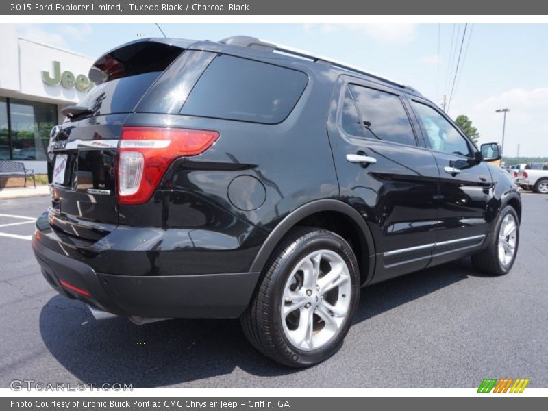 Tuxedo Black / Charcoal Black 2015 Ford Explorer Limited