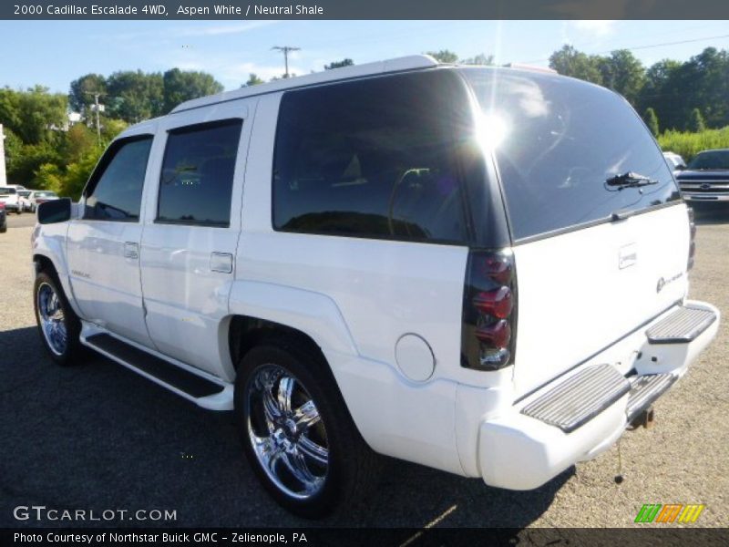 Aspen White / Neutral Shale 2000 Cadillac Escalade 4WD