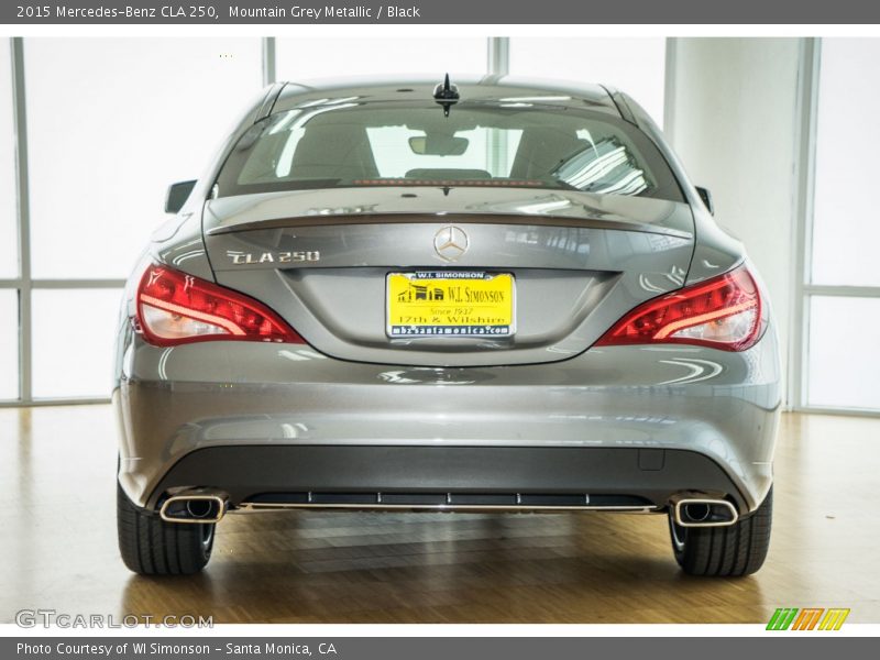 Mountain Grey Metallic / Black 2015 Mercedes-Benz CLA 250