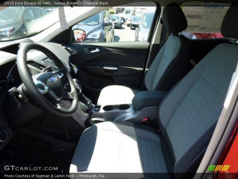 Sunset Metallic / Charcoal Black 2016 Ford Escape SE 4WD