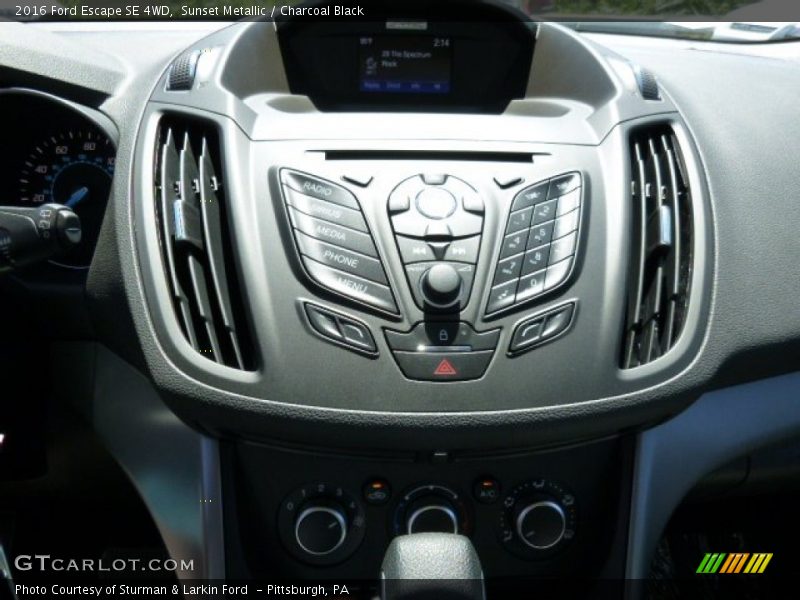 Sunset Metallic / Charcoal Black 2016 Ford Escape SE 4WD