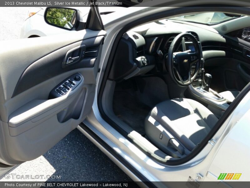 Silver Ice Metallic / Jet Black/Titanium 2013 Chevrolet Malibu LS