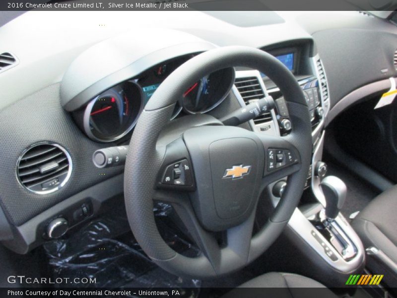 Silver Ice Metallic / Jet Black 2016 Chevrolet Cruze Limited LT