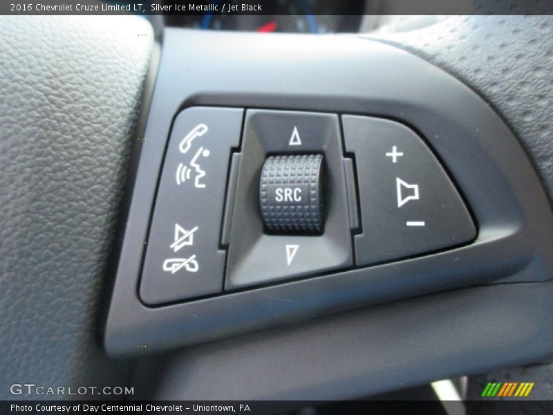 Silver Ice Metallic / Jet Black 2016 Chevrolet Cruze Limited LT
