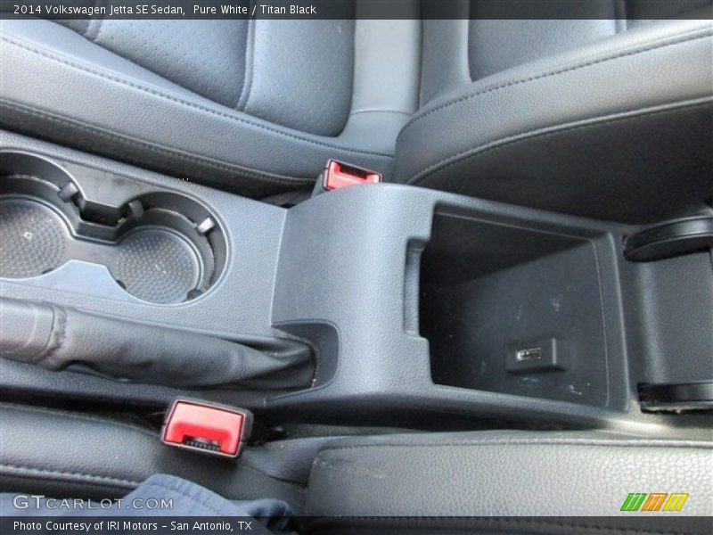 Pure White / Titan Black 2014 Volkswagen Jetta SE Sedan