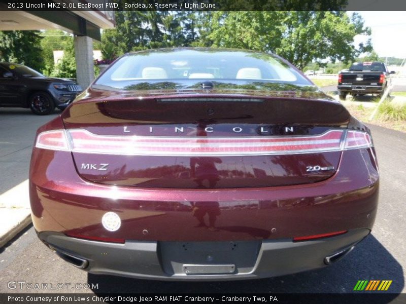 Bordeaux Reserve / Light Dune 2013 Lincoln MKZ 2.0L EcoBoost FWD