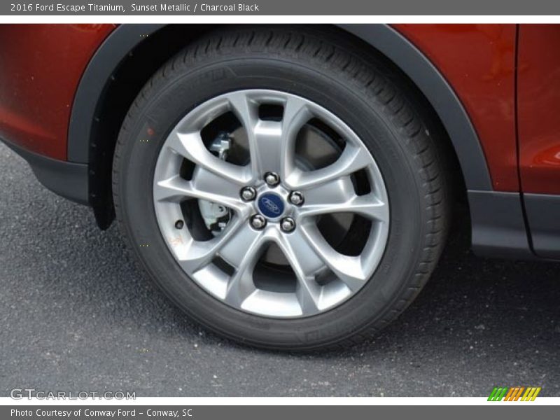  2016 Escape Titanium Wheel