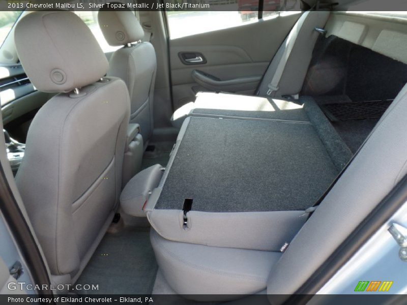 Silver Topaz Metallic / Jet Black/Titanium 2013 Chevrolet Malibu LS