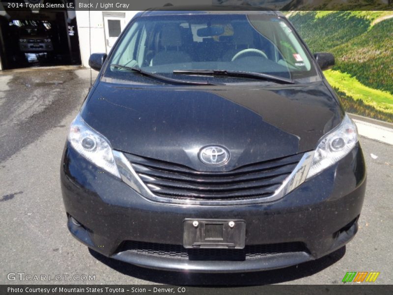 Black / Light Gray 2014 Toyota Sienna LE