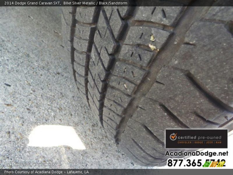 Billet Silver Metallic / Black/Sandstorm 2014 Dodge Grand Caravan SXT