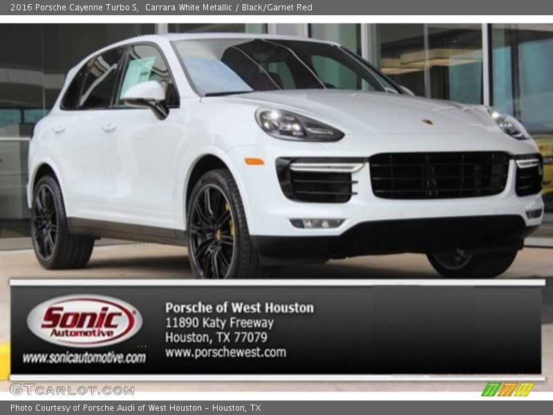 Carrara White Metallic / Black/Garnet Red 2016 Porsche Cayenne Turbo S