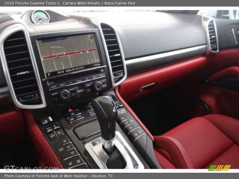Controls of 2016 Cayenne Turbo S