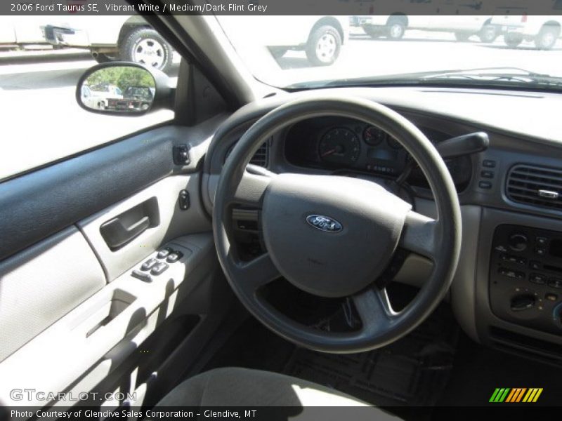 Vibrant White / Medium/Dark Flint Grey 2006 Ford Taurus SE