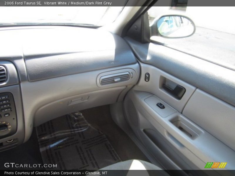 Vibrant White / Medium/Dark Flint Grey 2006 Ford Taurus SE