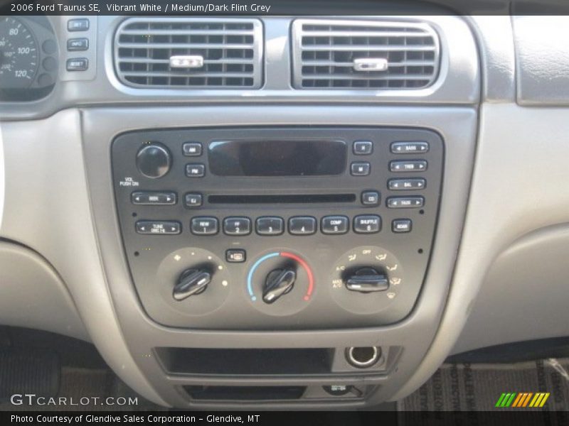 Vibrant White / Medium/Dark Flint Grey 2006 Ford Taurus SE