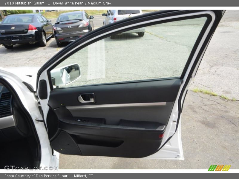 Dover White Pearl / Medium Gray 2010 Mitsubishi Galant FE