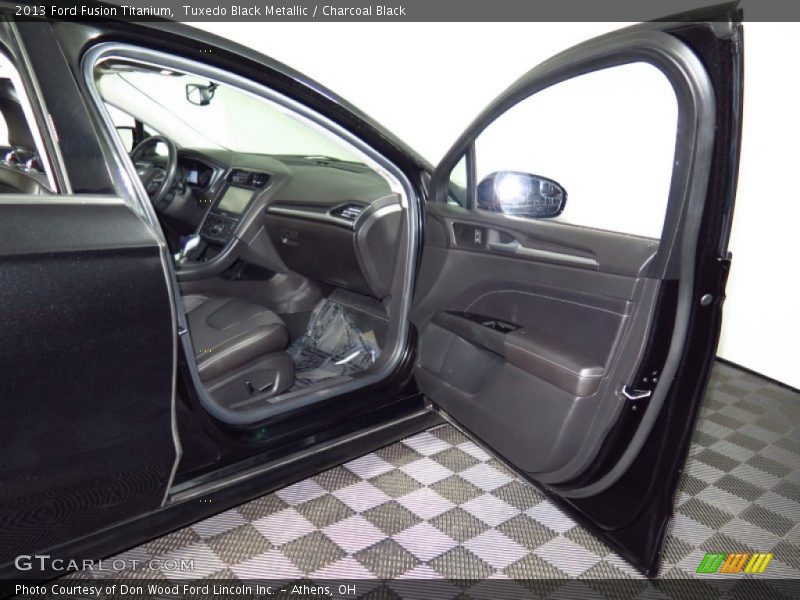 Tuxedo Black Metallic / Charcoal Black 2013 Ford Fusion Titanium