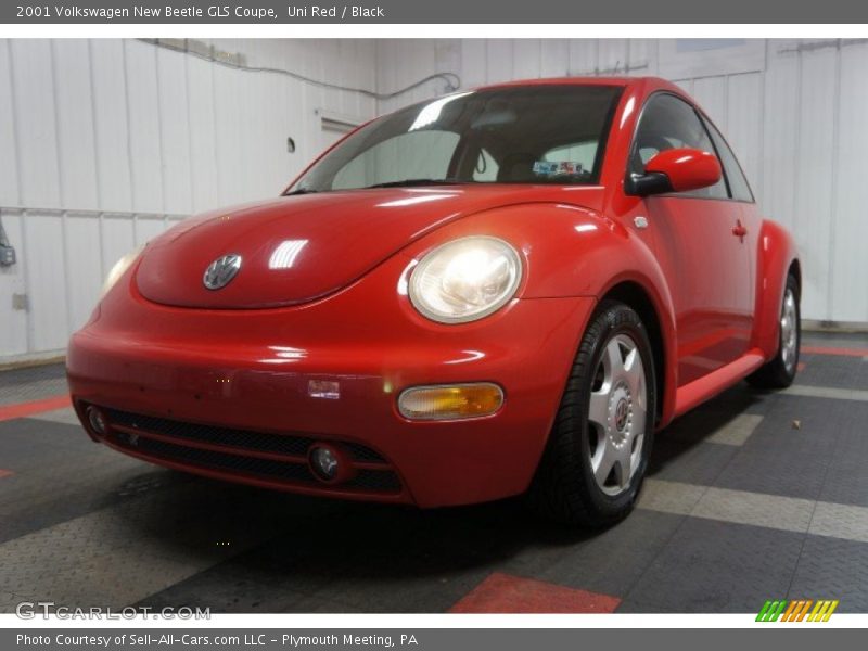 Uni Red / Black 2001 Volkswagen New Beetle GLS Coupe