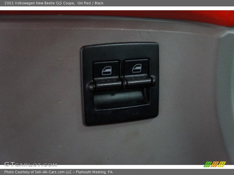 Uni Red / Black 2001 Volkswagen New Beetle GLS Coupe
