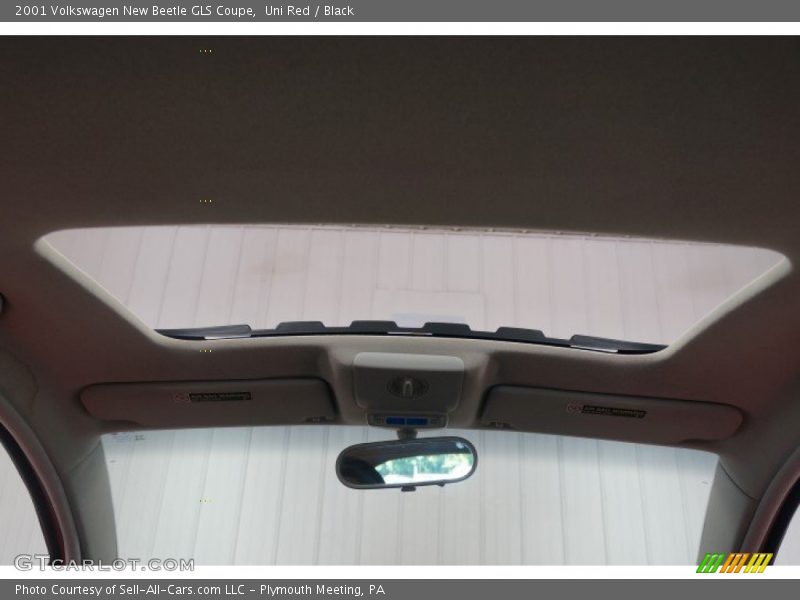 Uni Red / Black 2001 Volkswagen New Beetle GLS Coupe