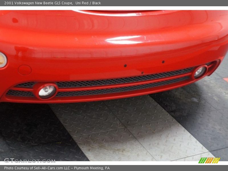 Uni Red / Black 2001 Volkswagen New Beetle GLS Coupe