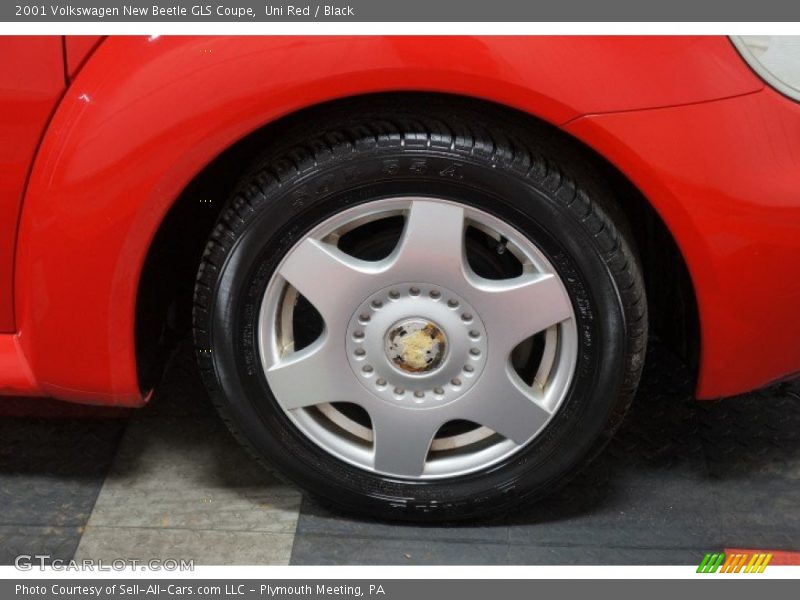 Uni Red / Black 2001 Volkswagen New Beetle GLS Coupe