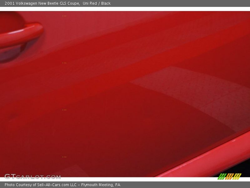 Uni Red / Black 2001 Volkswagen New Beetle GLS Coupe