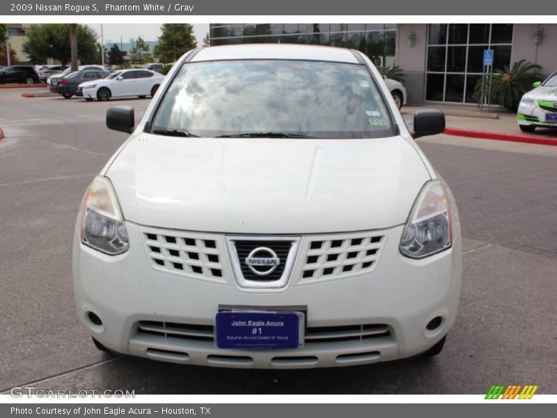 Phantom White / Gray 2009 Nissan Rogue S