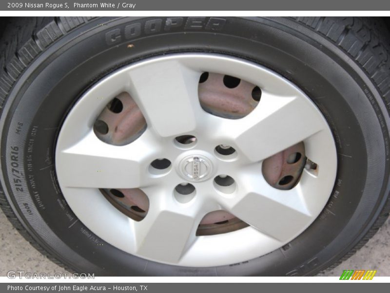 Phantom White / Gray 2009 Nissan Rogue S