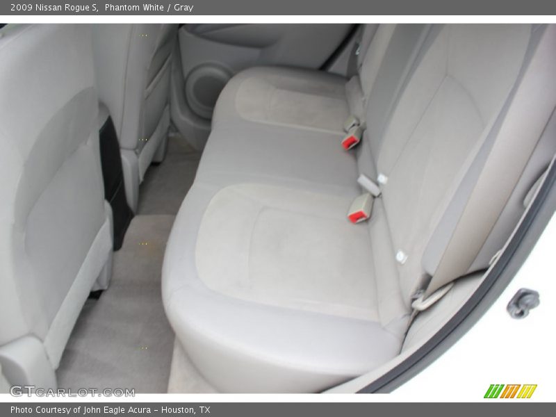 Phantom White / Gray 2009 Nissan Rogue S