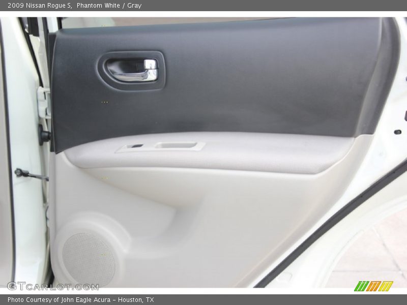 Phantom White / Gray 2009 Nissan Rogue S