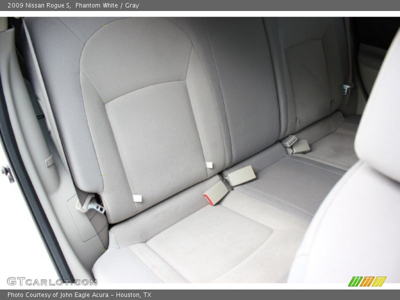 Phantom White / Gray 2009 Nissan Rogue S