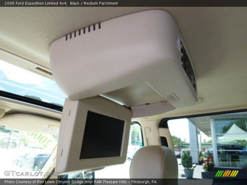 Black / Medium Parchment 2006 Ford Expedition Limited 4x4