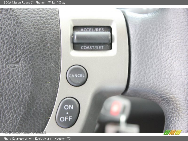 Phantom White / Gray 2009 Nissan Rogue S