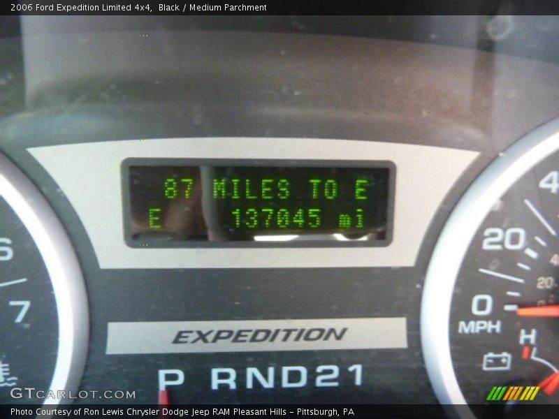 Black / Medium Parchment 2006 Ford Expedition Limited 4x4